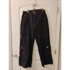 Hot topic Unisex Black with Red Lined Pants | Size 32 | Pre-Owned